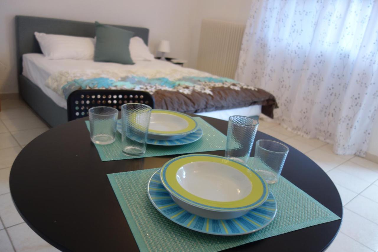 Kiki'S Cosy Apartments Néa Khilí Buitenkant foto